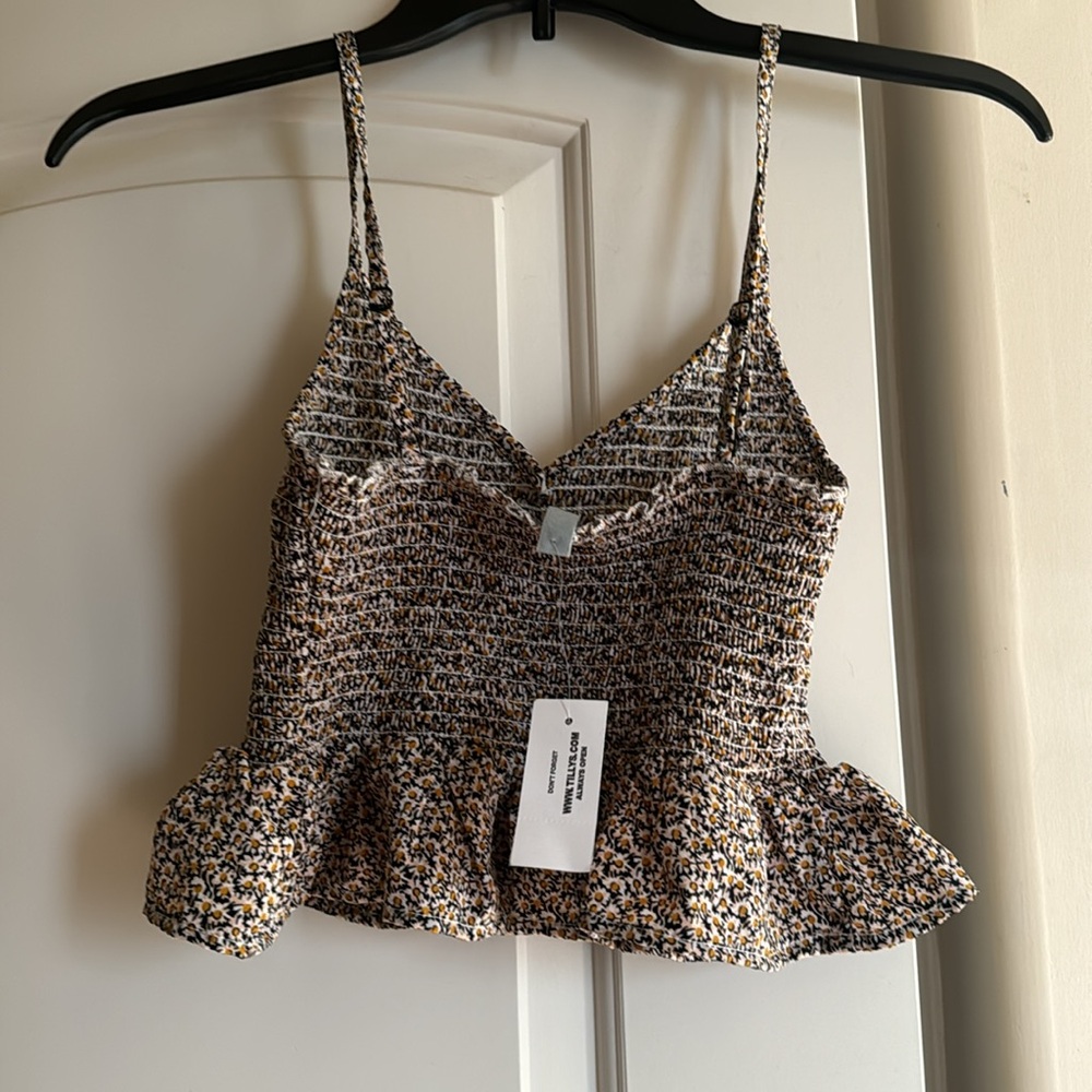 Tilly’s Tank top Sky and Sparrow - floral print size S NWT Beautiful on! - Picture 3 of 4